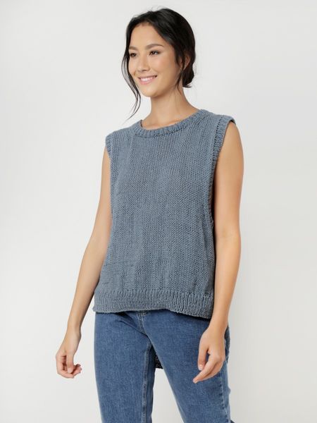 3352 Farrah Top Leaflet RRP$15.95